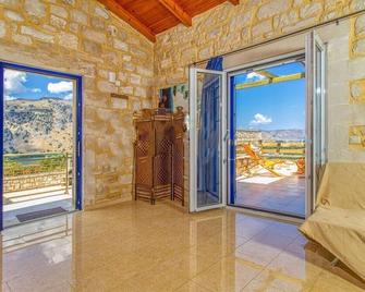 Lake Villas - Kavros