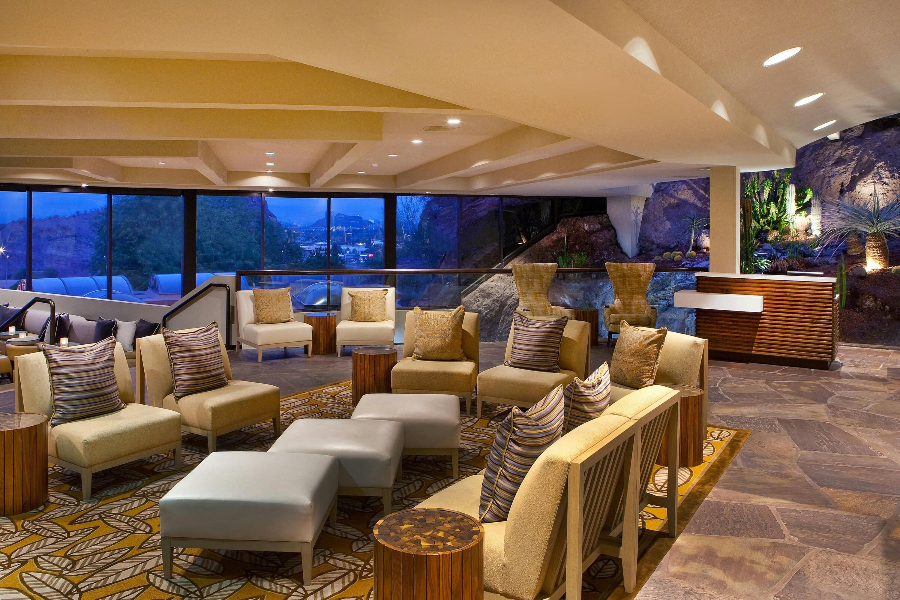 Marriott Phoenix Resort Tempe at The Buttes - טמפה - טרקלין