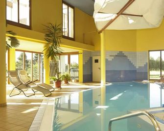 Seetelhotel Nautic Usedom Hotel & Spa - Koserow - Bazén