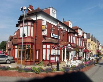 Revelstoke Hotel - Bridlington - Toà nhà