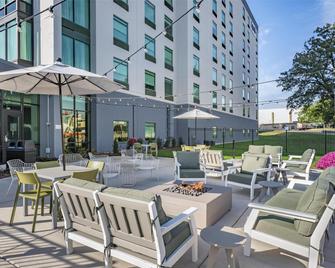 Spark by Hilton Madison Central - Madison - Edificio