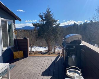 Cabin at Pickle Gulch- a charming cabin with mountain views. - Black Hawk - Balcony