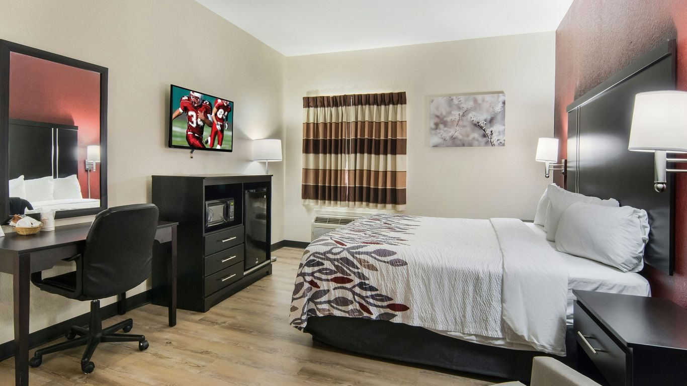 Red Roof Inn Fort Worth - Saginaw