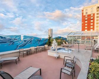 High Rise close to Steel Pier and Hardrock Casino - אטלנטיק סיטי - בריכה