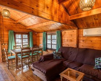 Complejo el Mirador - Casa de Madera Málaga by Ruralidays - מלאגה - סלון