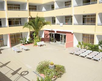 Apartamentos Amazonas - Maspalomas