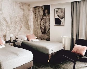 Wygodne Pokoje H114 - Gliwice - Schlafzimmer
