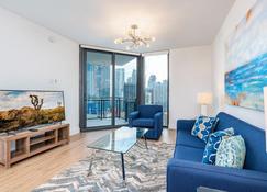 Global Luxury Suites Miami Worldcenter - Miami - Living room