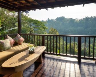 Nandini Jungle by Hanging Gardens - Payangan - Balcón