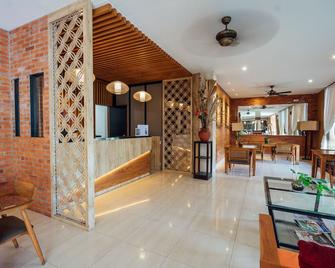 The Light Exclusive Villas And Spa - Kuta - Resepsionis