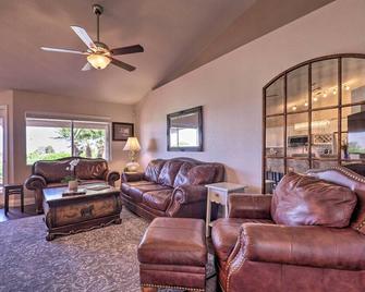 Henderson Home with Pool and Mountain, Strip Views! - Henderson - Living room