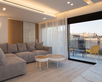 Lux&easy Acropolis Suites - Ateena - Olohuone