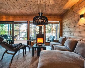 Saunamäki Resort - State of the Art Coastal Villa - Salo - Olohuone