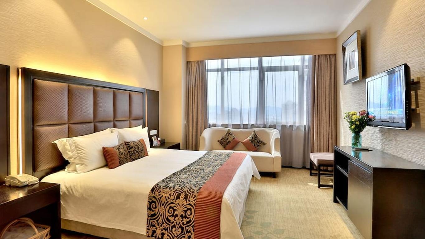 Yiwu Bali Plaza Hotel