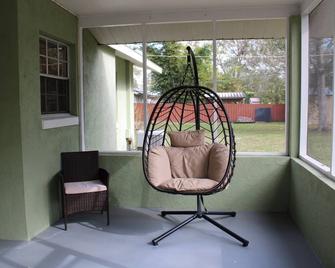 Peach Paradise-Enjoy a cozy retreat in the country! - Arcadia - Patio