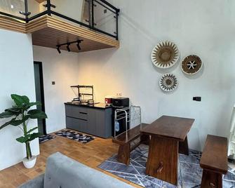 Fifa Cabin 3 by Fifa Grup - Wonosobo - Living room