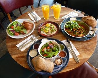 21st Floor Hotel - Jerusalem - Food