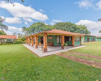 Beautiful farm near São Paulo - Cesário Lange - Gebouw