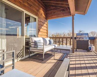 Kokopelli Ranch: Ride Iconic Trails from backyard - Loma - Balcony