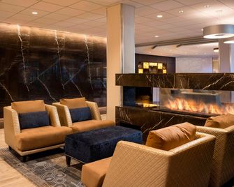 Four Points by Sheraton Norwood - Norwood - Lounge