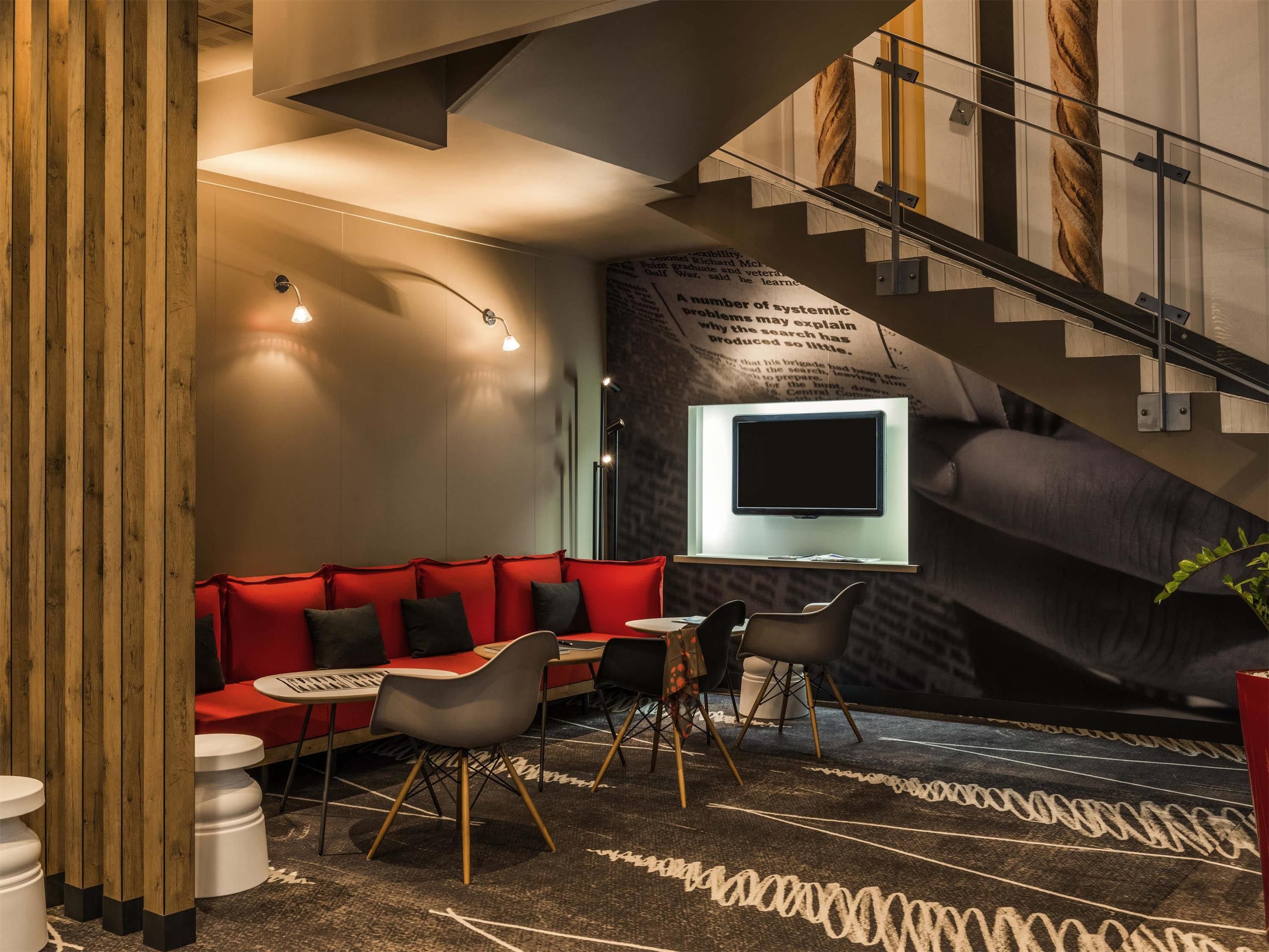 Ibis Paris Montmartre Sacré-Coeur - פריז - טרקלין