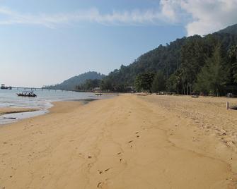 Aguna Resort - Tioman Island - Playa
