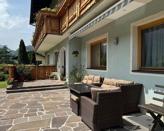 Family room 'Salzkofel view' - Landhaus Königsreiner - Reißeck - Patio