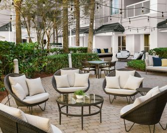Courtyard by Marriott Orlando Downtown - אורלנדו - פטיו