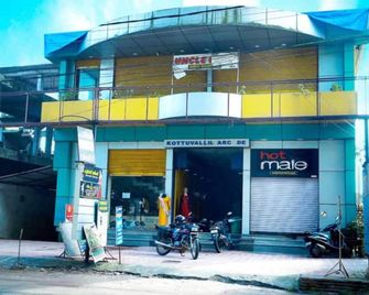 Raga Residency - Kayangulam - Edificio