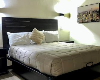 Del Aire Inn - Inglewood - Bedroom