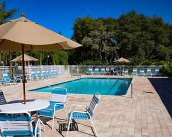 Private Campsite in River Ranch RV Resort - River Ranch - Piscina