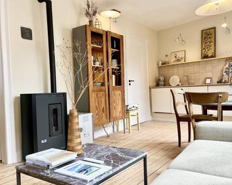 Historisches Apartment Minimalus - Sankt Goar - Wohnzimmer