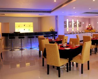 A One Hotel - Jalandhar - Restaurante