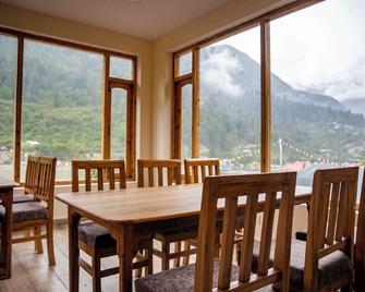 The Kamru Riverside Camps and Resorts - Sangla - Dining room