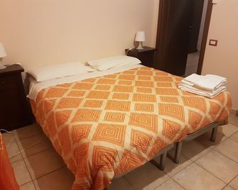 La Casa Di Mirò - Catanzaro - Bedroom