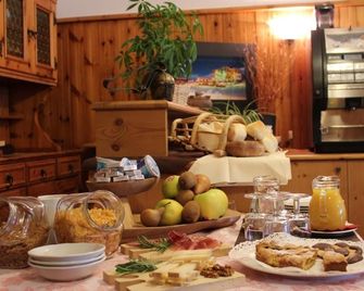 Albergo Bucaneve - Campodolcino - Buffet