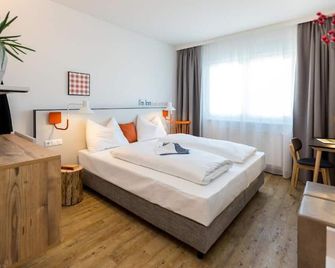 I'm Inn Wieselburg (Adults Only) - Wieselburg - Schlafzimmer