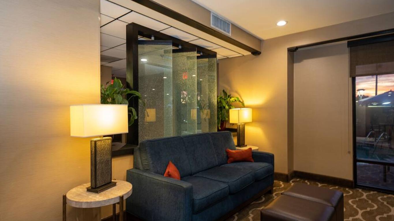 Comfort Inn Opelika - Auburn