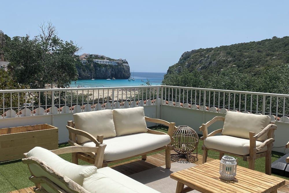 أوسبري مينوركا هوتل