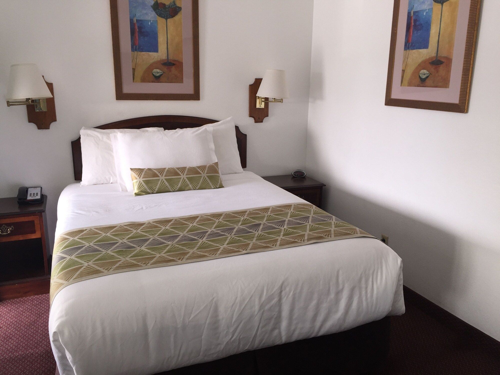 Westward Inn - Brookings - Ložnice