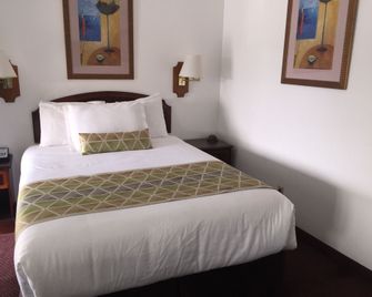 Westward Inn - Brookings - Ložnice