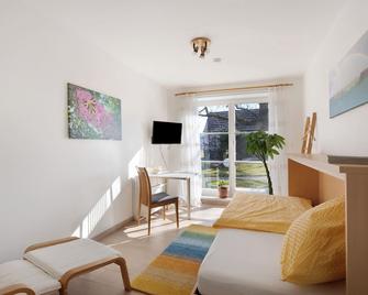 Birkethof Romantik-Appartement - Ziemetshausen - Sala de estar