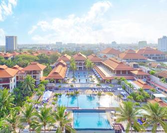 Furama Resort Danang - דה נאנג - בריכה