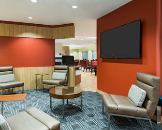 TownePlace Suites by Marriott Latham Albany Airport - Latham - Lounge