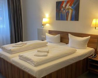 Hotel Sonne - Karlsruhe - Chambre