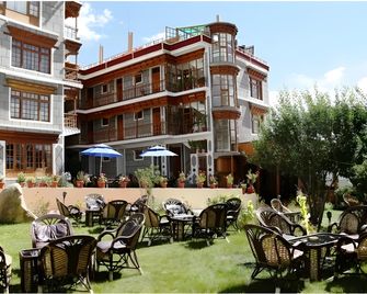 Hotel Royal Palace - Leh - Edificio