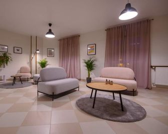 U-Hotel Dario Lugo - Lugo - Soggiorno