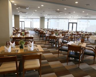 Jeju Hotel the M - Seogwipo - Restaurant