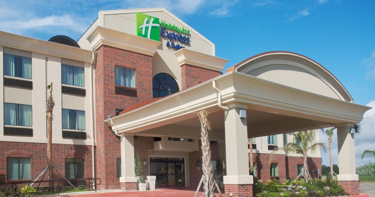 Holiday Inn Express & Suites Winnie à partir de 76 €. Hôtels à Winnie