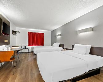 Studio 6 King of Prussia PA Philadelphia - King of Prussia - Bedroom